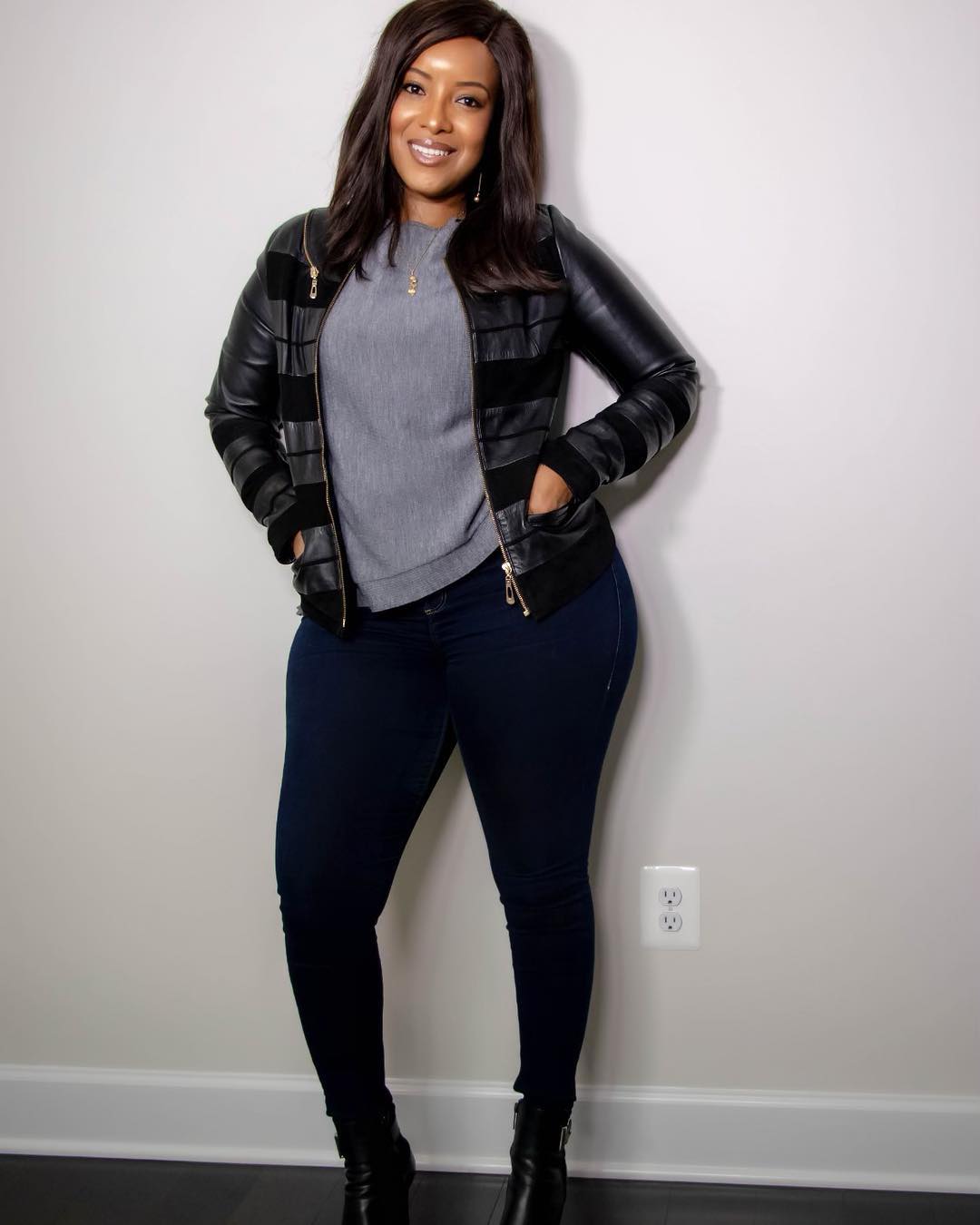 d-couvrez-joselyn-dumas-en-8-styles-photos