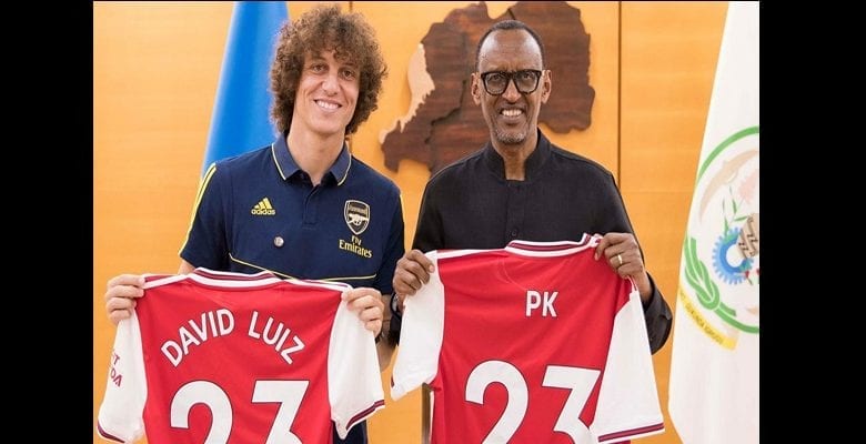 president-paul-kagame-and-david-luiz_13p4oczii7d6d1slan6qczph8q