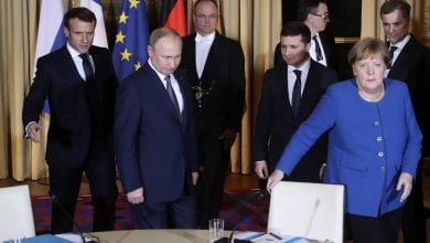 Macron-reunit-Poutine-et-Zelensky-a-l-Elysee