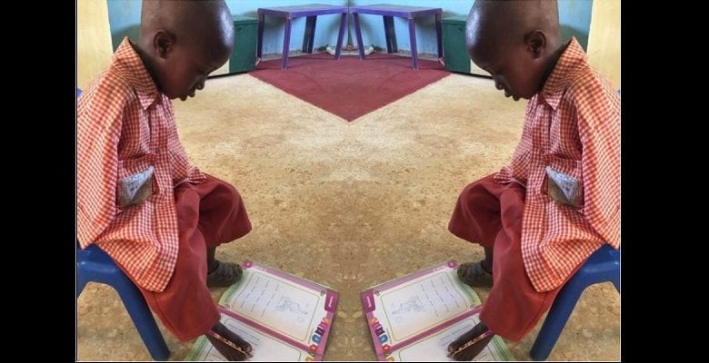 boy-who-writes-with-his-toes