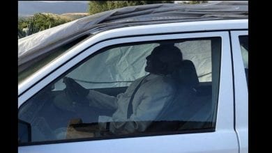 man-buried-in-his-favourite-car1