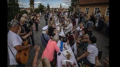 _113174360_hi062220693