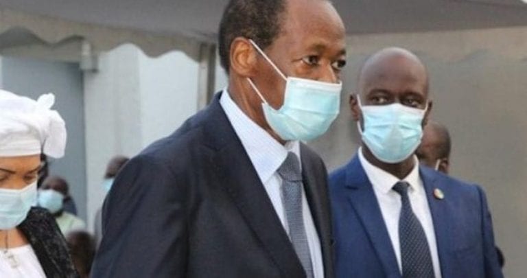 Balise Compaoré Gon Jpg