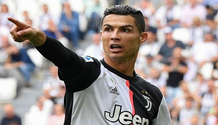 cristiano-ronaldo-juventus-2019-20_1bngcl7nbb53e1bqcrnt78qap4
