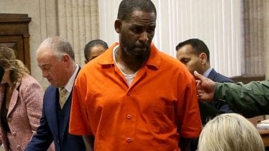 r-kelly-attacked-in-jail-cell