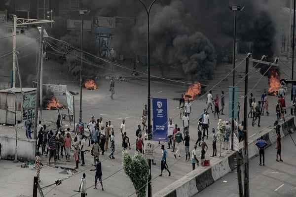 w1280-p16x9-2020-10-21T175333Z_459432327_RC25NJ97UO65_RTRMADP_3_NIGERIA-PROTESTS-SHOOTING