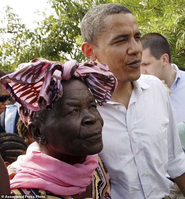 Barack Obama: sa grand-mère enterrée à l’ouest  du Kenya (Photos)