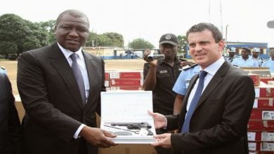 Ham Bak et Manuel Valls (Photo Ouattara Moussa)Moussa)