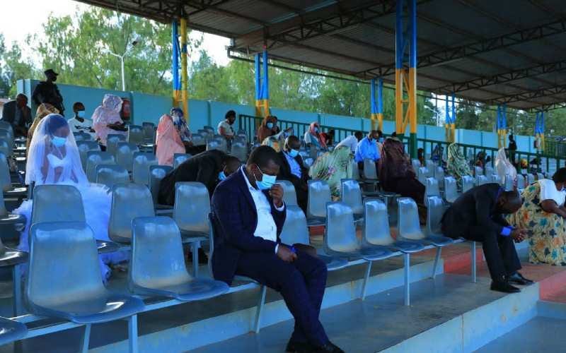 Rwanda: un couple nouvellement marié passe sa première nuit dans un stade