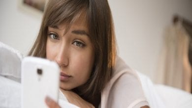 01-041728-dating_make_her_miss_you