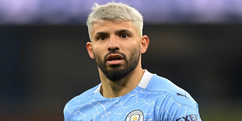 « Ronaldo marque ses coups-francs par chance  » / La nouvelle attaque de Kun Aguero