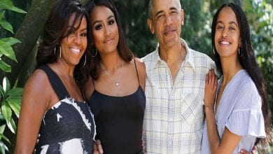 obama-family-instagram-today-main-191210-1518001