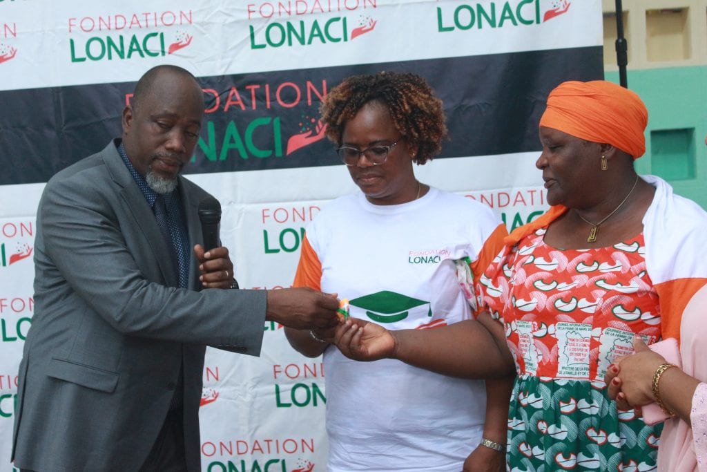 Rénovation du Groupe Scolaire Cocody Sud : la LONACI remet les clés de l’établissement