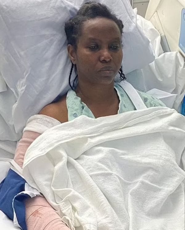 Haïti: la Première Dame partage des photos depuis son lit d'hôpital après l’attaque, et pleure son mari assassiné