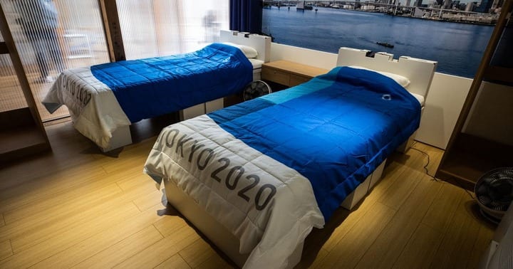 JO Tokyo: les athlètes dormiront sur des lits en carton pour les empêcher de se livrer à des activités sexuelles