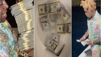 Kodak-Black-throws-stacks-of-100-bills-into-the-Ocean-down-the-Toilet (1)