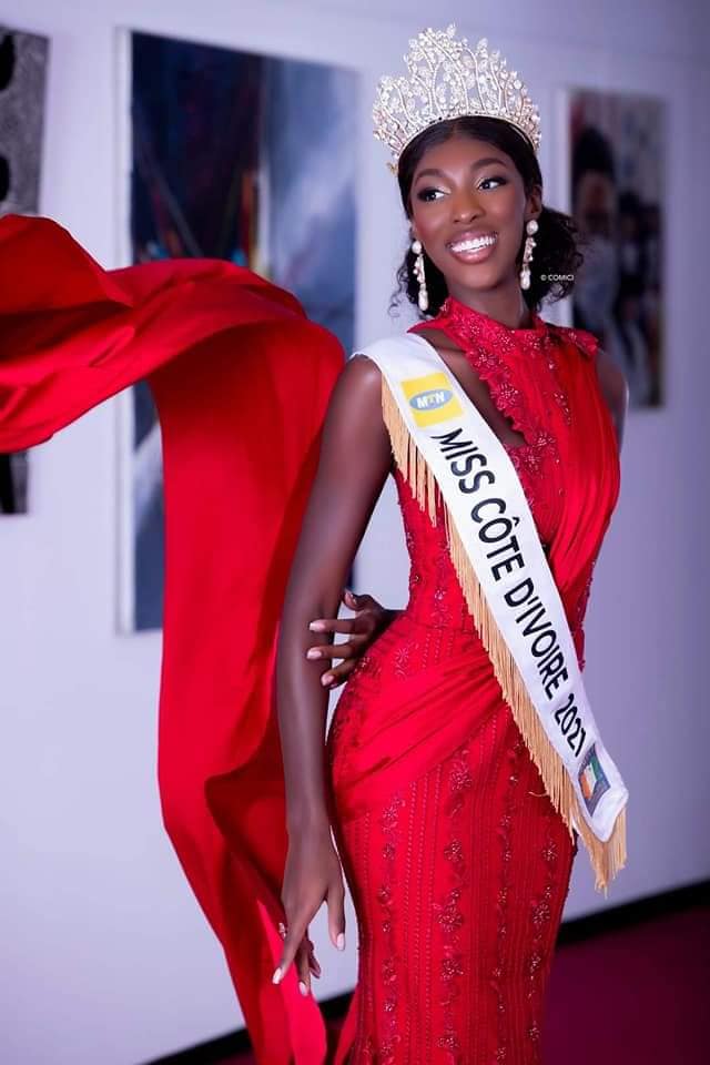 Côte d'Ivoire / Le premier shooting de la nouvelle Miss CI fait sensation sur internet