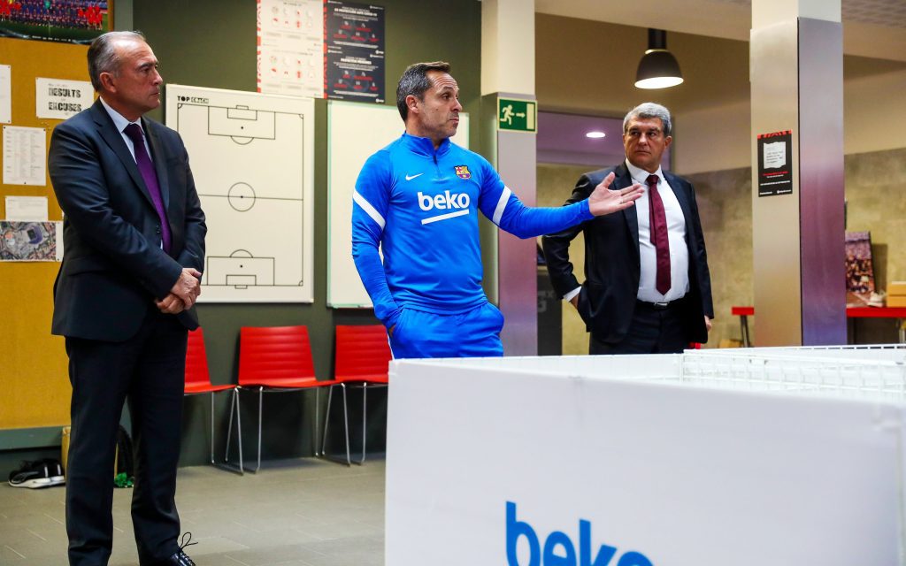 FC Barcelone : Xavi répond aux rumeurs d'arrivée au Barça
