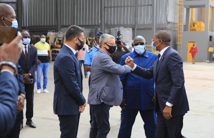 Sika Côte d'Ivoire/ Le ministre de la construction inaugure l'extension d'une nouvelle usine