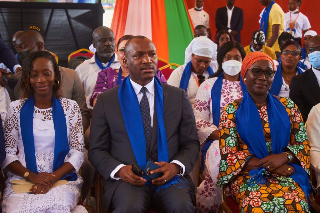 Ange Leonid Barry-Battesti salue les actions de Dominique Ouattara pour les femmes