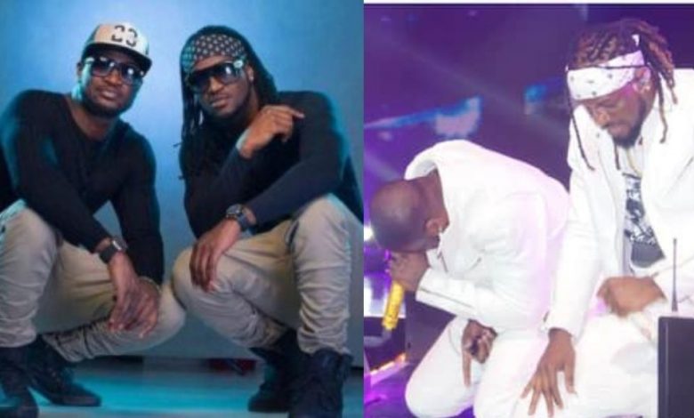 Moment-PSquare-brothers-went-on-their-knees-during-concert-plead-for-forgiveness-from-fans-Video