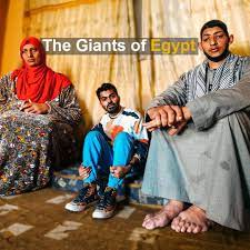 Égypte : Un homme incapable de trouver du travail en raison de sa taille (vidéo)
