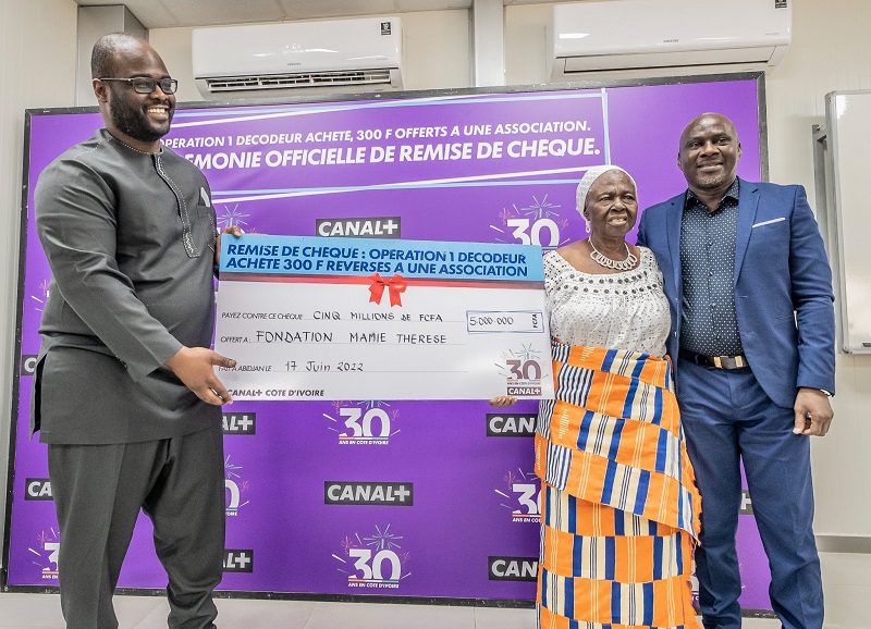 Canal+ Côte d'Ivoire offre 50 millions à 5 associations en faveur des célébrations de son trentenaire