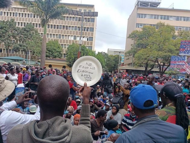 "Pas de nourriture, pas d'élections" - Les Kenyans dans la rue pour protester contre la cherté de la vie