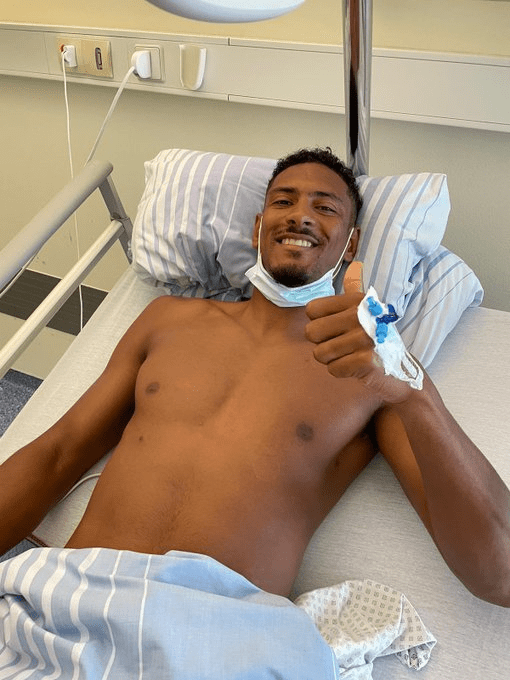 Côte d'Ivoire/ Atteint d'un cancer des testicules, Sébastien Haller envoie un message sur son lit d'hôpital