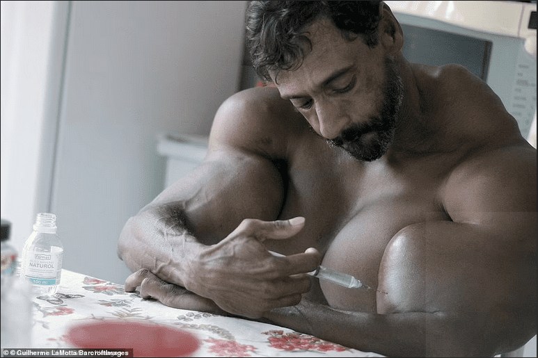 Valdir Segato, "l’Hulk brésilien" qui s’injectait de l’huile est décédé (vidéo)