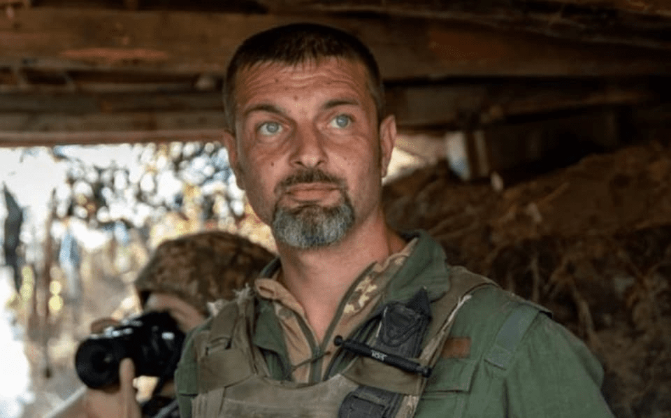 Photos choquantes d'un soldat ukrainien avant et après sa captivité en Russie