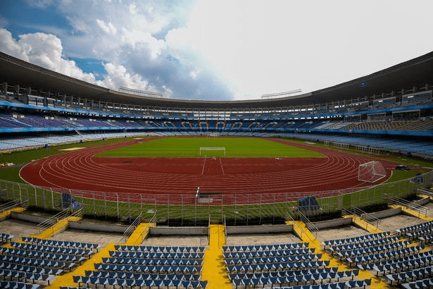 Top 10 des plus grands stades de football au monde - vous n'avez peut-être pas entendu parler de certains