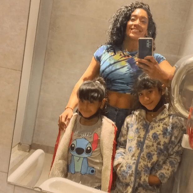 "Elle était en danger": une culturiste décède après avoir été forcée de partager une chambre d'hôtel avec un athlète masculin