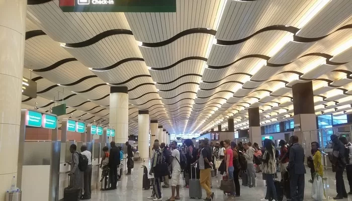 aéroport-dakar-1210×642
