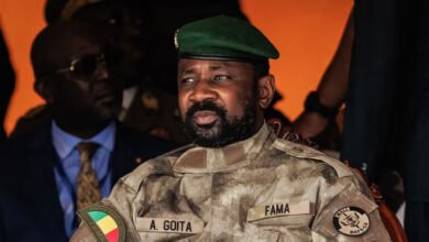 les-autorites-maliennes-suspendent-les-activites-des-partis-politiques