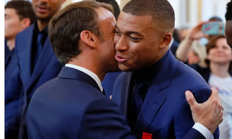 Macron Mbappé
