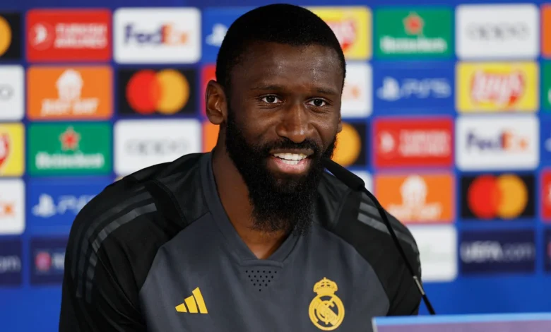 RUDIGER URINE AU LIT JUSQU’A 15 ANS