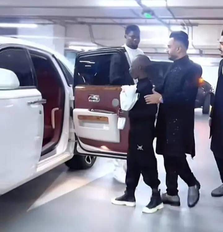 De la moquerie à la richesse : l'histoire de Tenge Tenge d'Ouganda