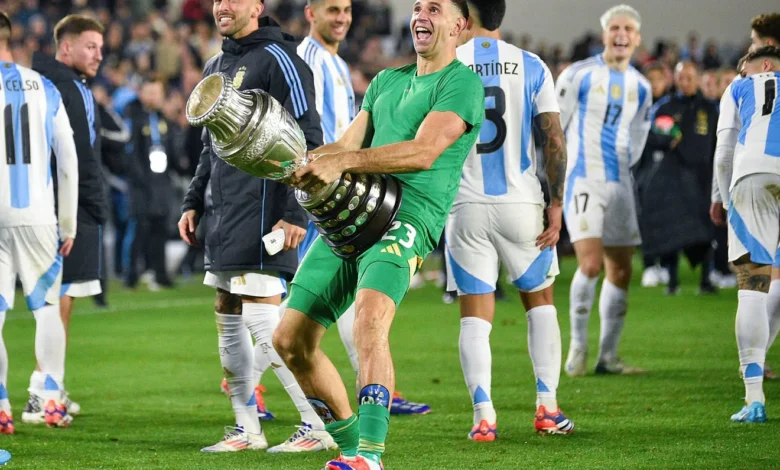 Dibu Martinez sanctionné par la FIFA