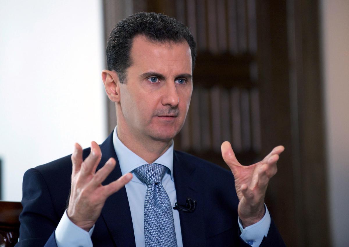 Le président Bachar al-Assad fuit la Syrie alors que les rebelles entrent dans le palais présidentiel