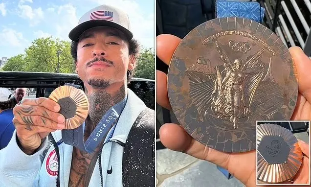 Plus-de-100-athlètes-olympiques-«-rendent-leurs-médailles-de-Paris-2024-»