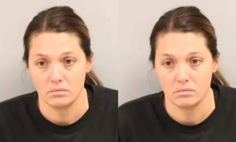 “Ask Delay about pregnancy because she’s a childless woman, not me, who has three known kids.” – 1