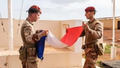 Vendredi_-la-France-a-officiellement-remis-deux-installations-militaires-au-Sénégal_-marquant-la-p