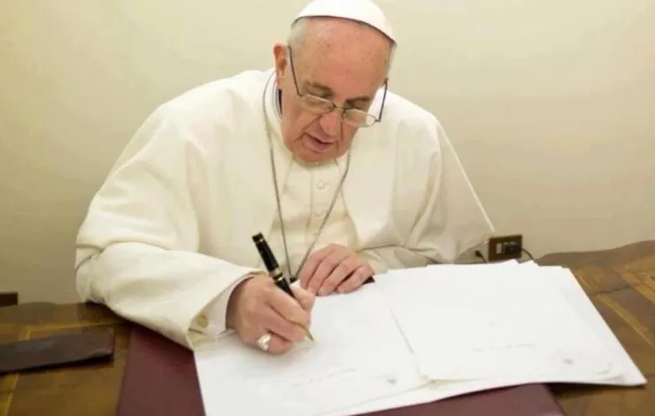 Le pape a laissé une lettre demandant l’exclusion d’un cardinal du conclave