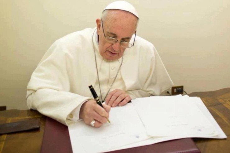 Le pape a laissé une lettre demandant l’exclusion d’un cardinal du conclave