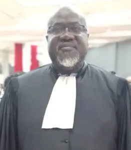 Exercice d'éloquence / Deux avocats "s'affrontent" devant le Préfet de Yamoussoukro et des étudiants