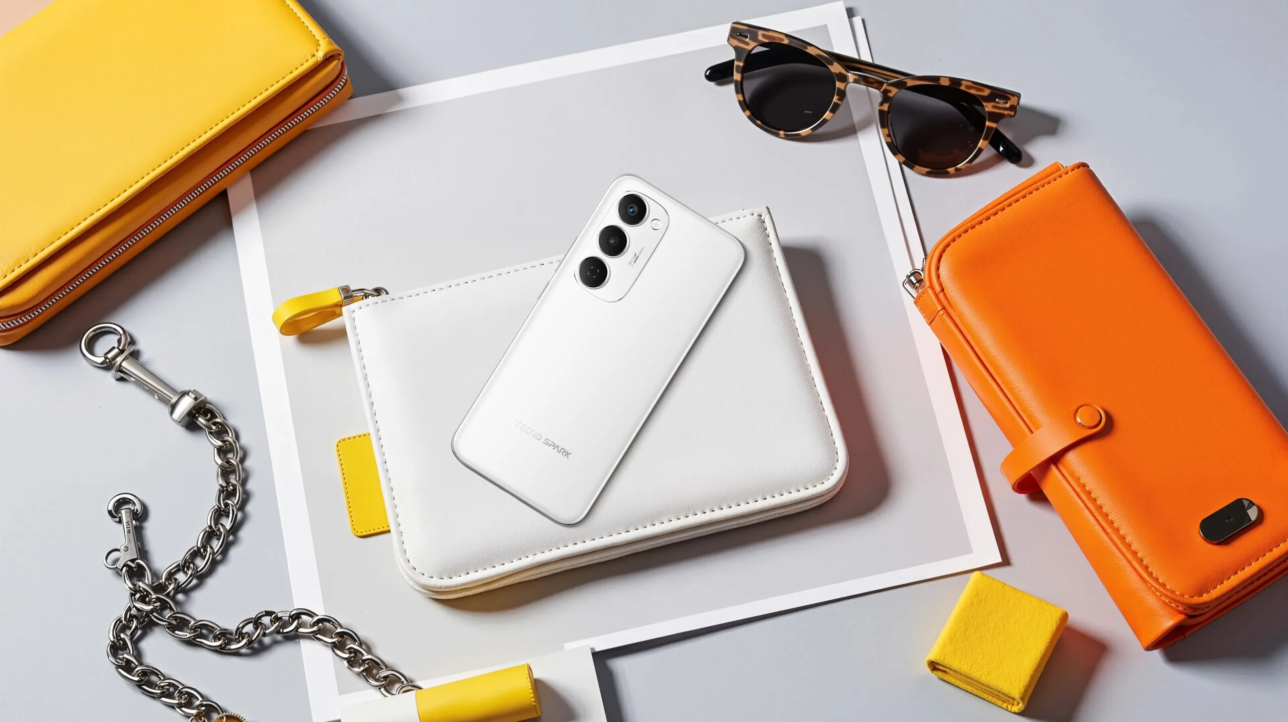 TECNO dévoile la série SPARK 40 en tant que Partenaire Officiel Mondial de la CAF