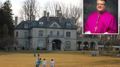 Des décennies d’abus inquiétants commis par le clergé dans une école catholique d’élite vont être révélées
