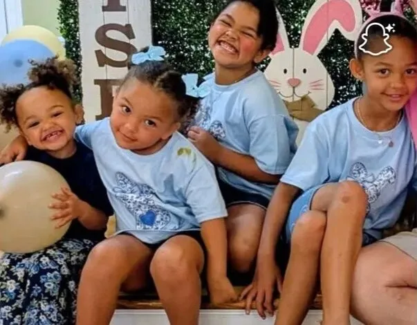 Quatre sœurs, âgées de 2 à 7 ans, meurent dans un incendie après avoir été laissées seules à la maison