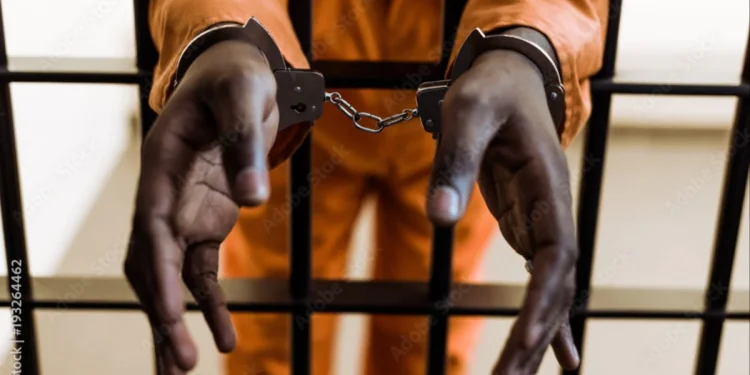 Un homme s’effondre au tribunal et meurt juste avant la condamnation